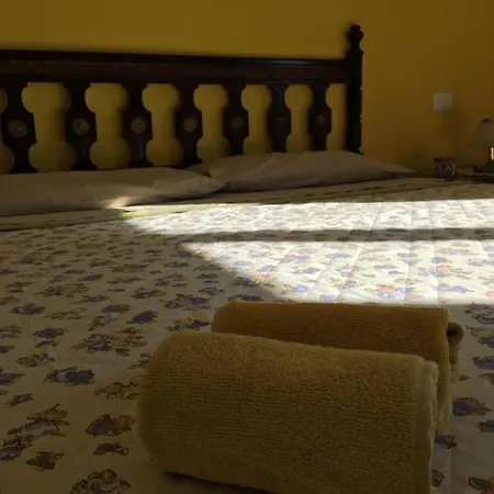 Le Sorelle Gemelle Bed & Breakfast