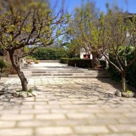 לינה וארוחת בוקר Le Sorelle Gemelle 4*