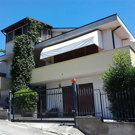 Le Sorelle Gemelle 4* Терамо